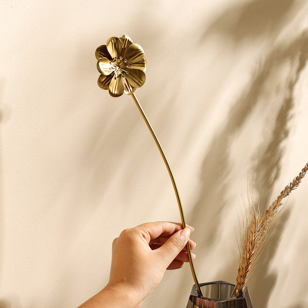 Buttercup Iron Vase Filler Stick - Gold