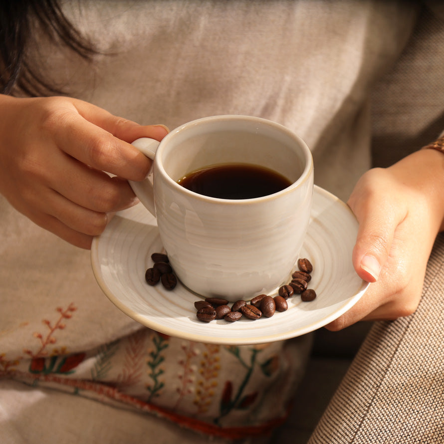 Café RT Cup and Saucer Set - Greyish White