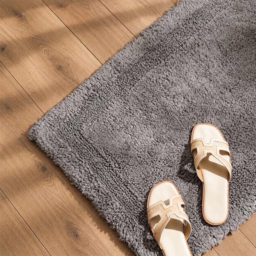 Camille Reversible Handloom Bathmat - Dark Grey