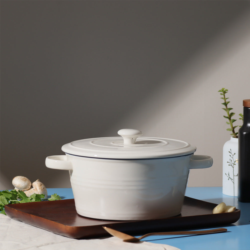 Ceramic Serving Pot With Lid Large - White