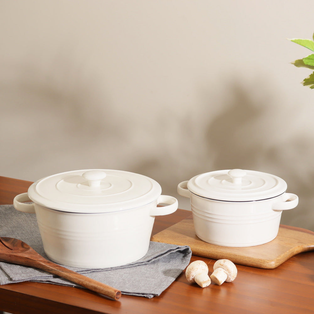 Ceramic Serving Pot With Lid Medium - White