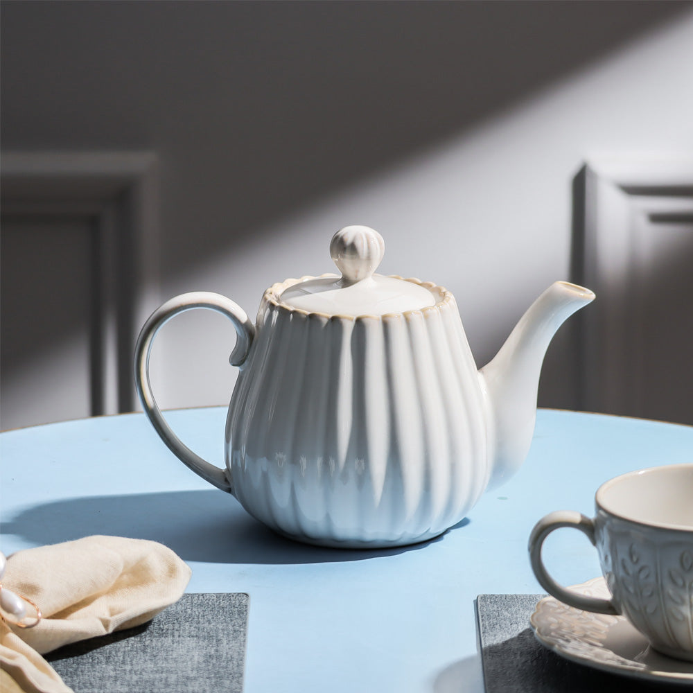 Lines Ceramic Tea Pot - White