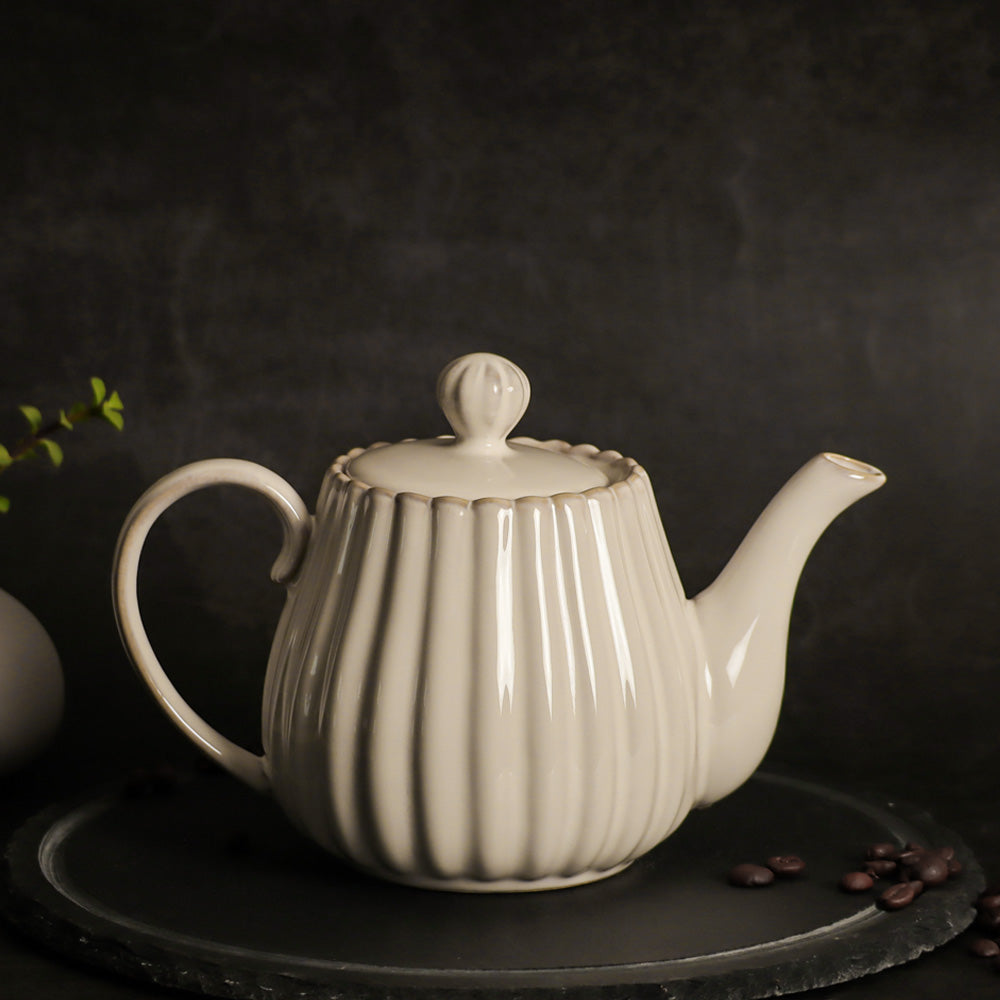 Lines Ceramic Tea Pot - White