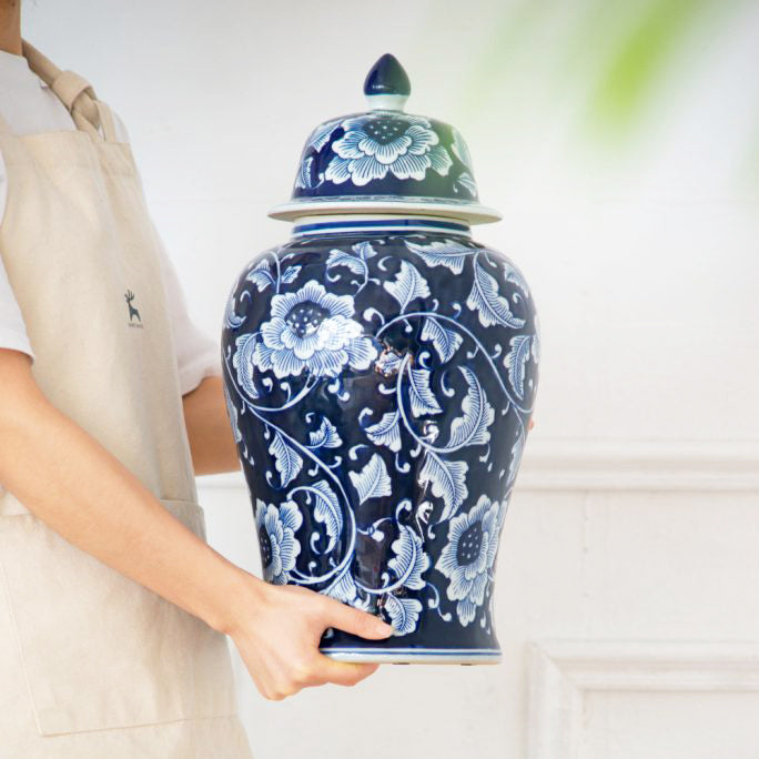 Chantilly Ginger Jar With Lid XL - Midnight Camellia