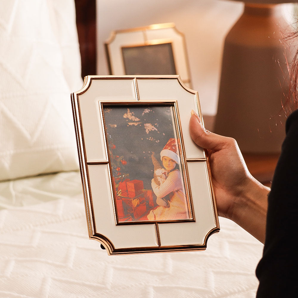 Chateau Photo Frame Medium - White Gold