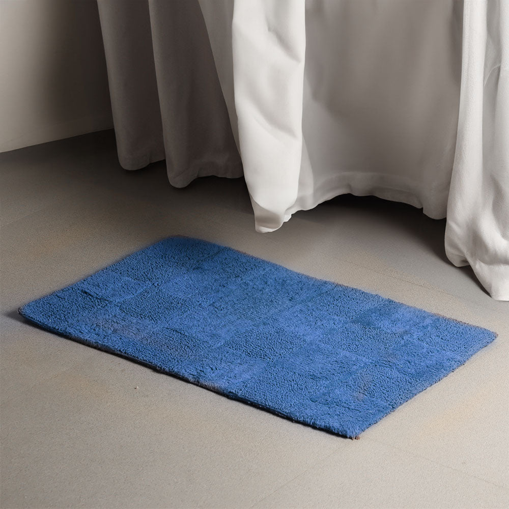 Checkered Reversible Tufted Bathmat - Azure Blue