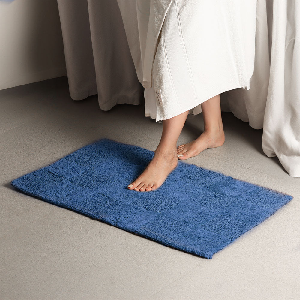 Checkered Reversible Tufted Bathmat - Azure Blue