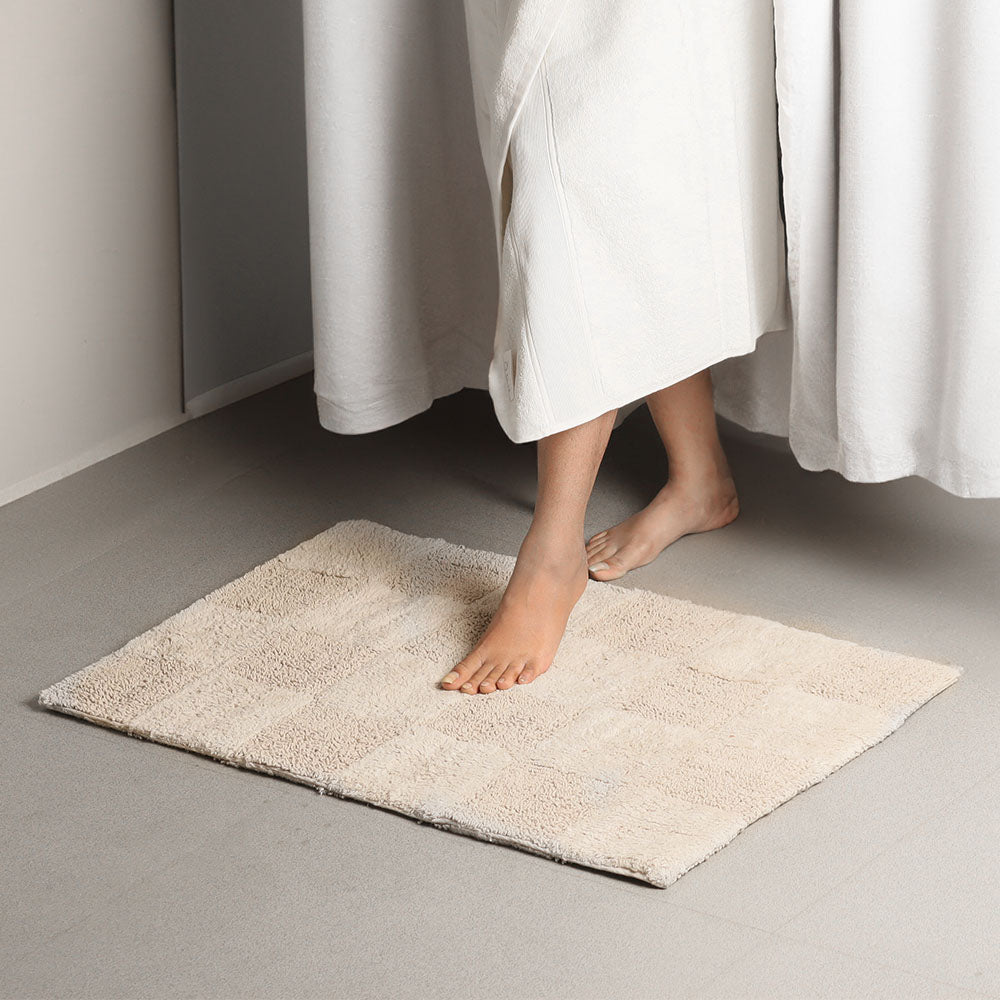 Checkered Reversible Tufted Bathmat - Taupe