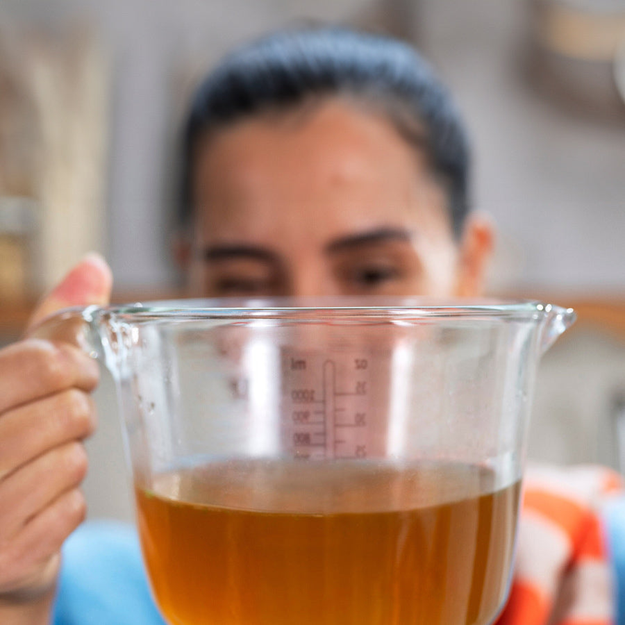 Chef It Glass Measuring Jug with Lid 1000ml - Nordic Sage