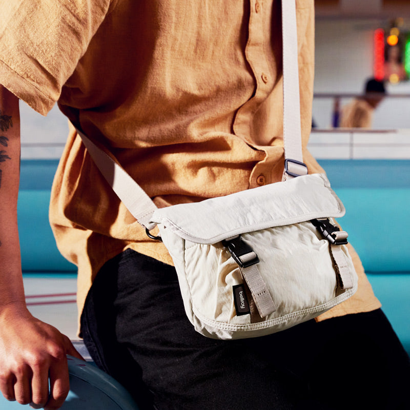 Cinch Mini Messenger Bag - Oat Beige