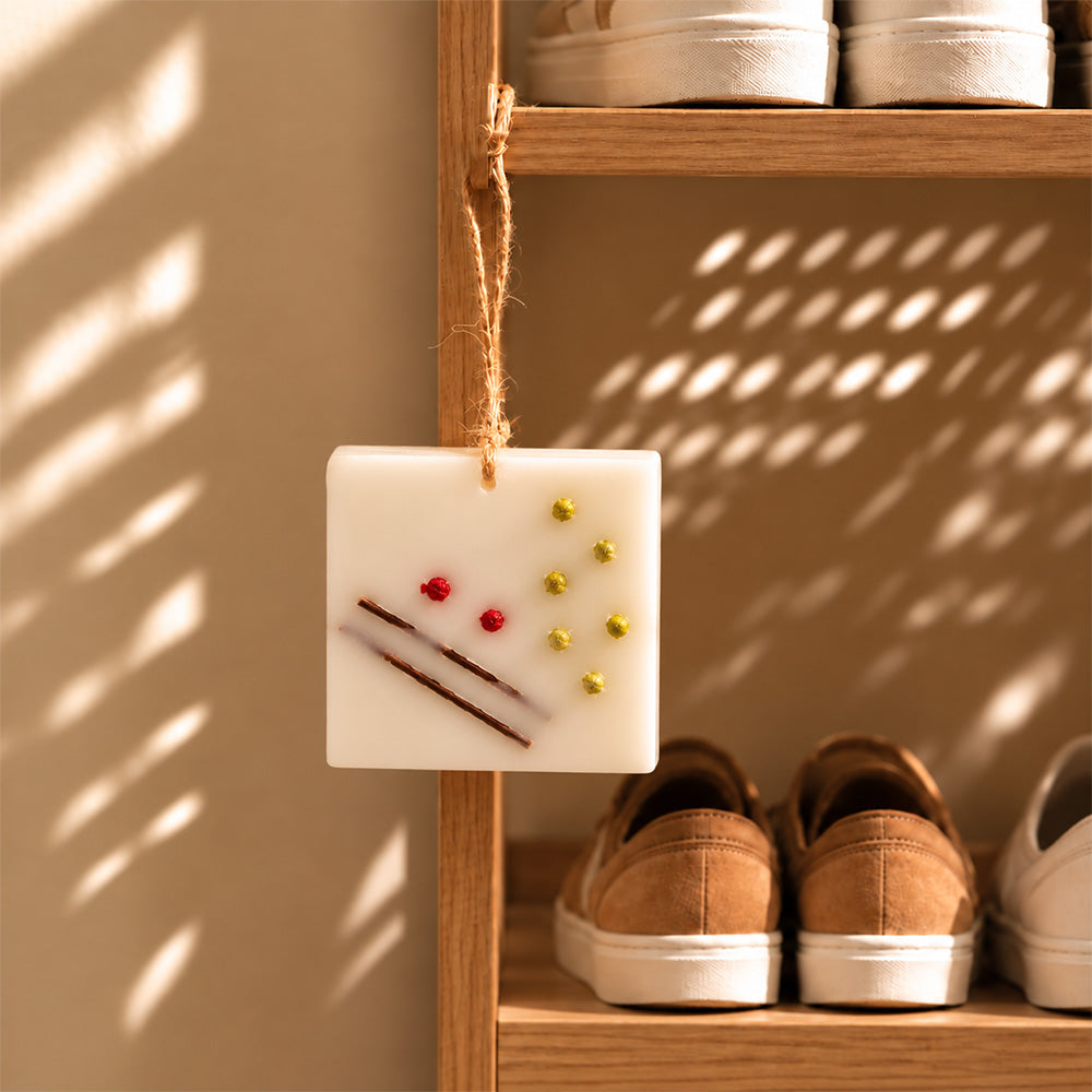 Cinnamon Scented Wax Tablet - Multicolor