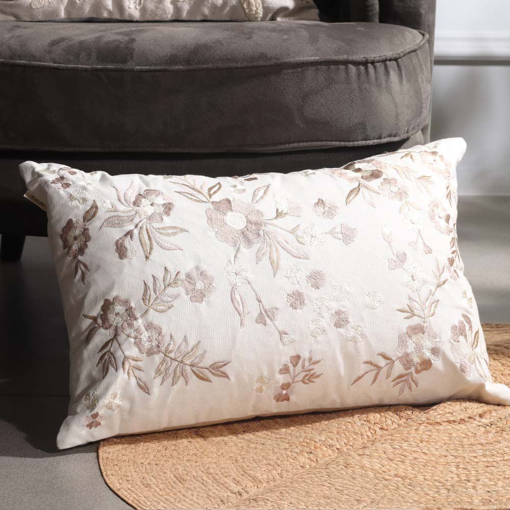 Cinqufoil Embroidered Cotton Rectangular Cushion Cover 40x60cm - Rust White