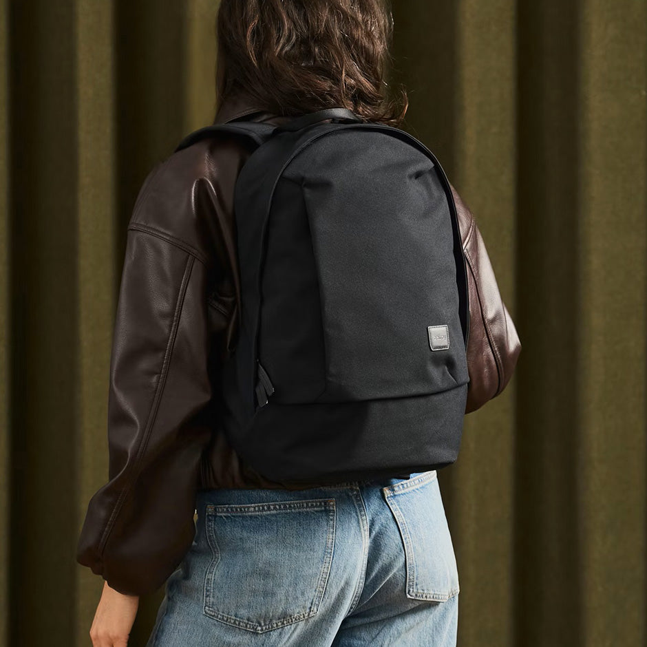 Classic Backpack Third Edition 20L - Black