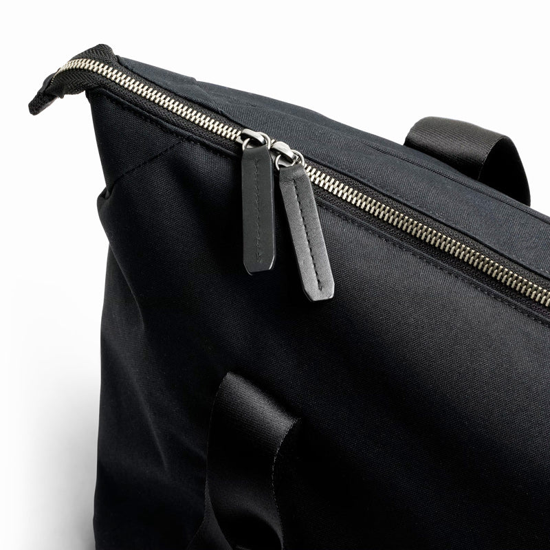 Classic Getaway Bag 28L - Black