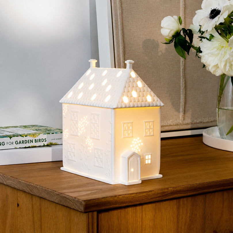 Cottage Tealight Holder & Sculpture Medium