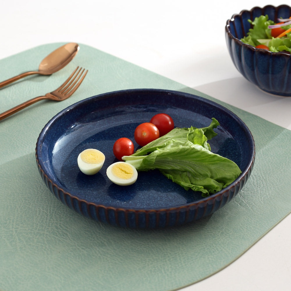 Cove Deep Quarter Plate - Teal Blue