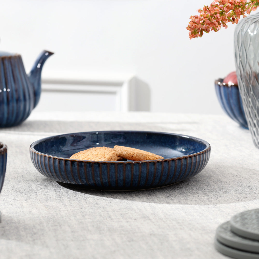Cove Deep Quarter Plate - Teal Blue