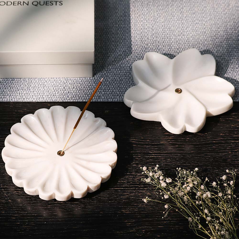 Daisy Marble Incense Holder - White