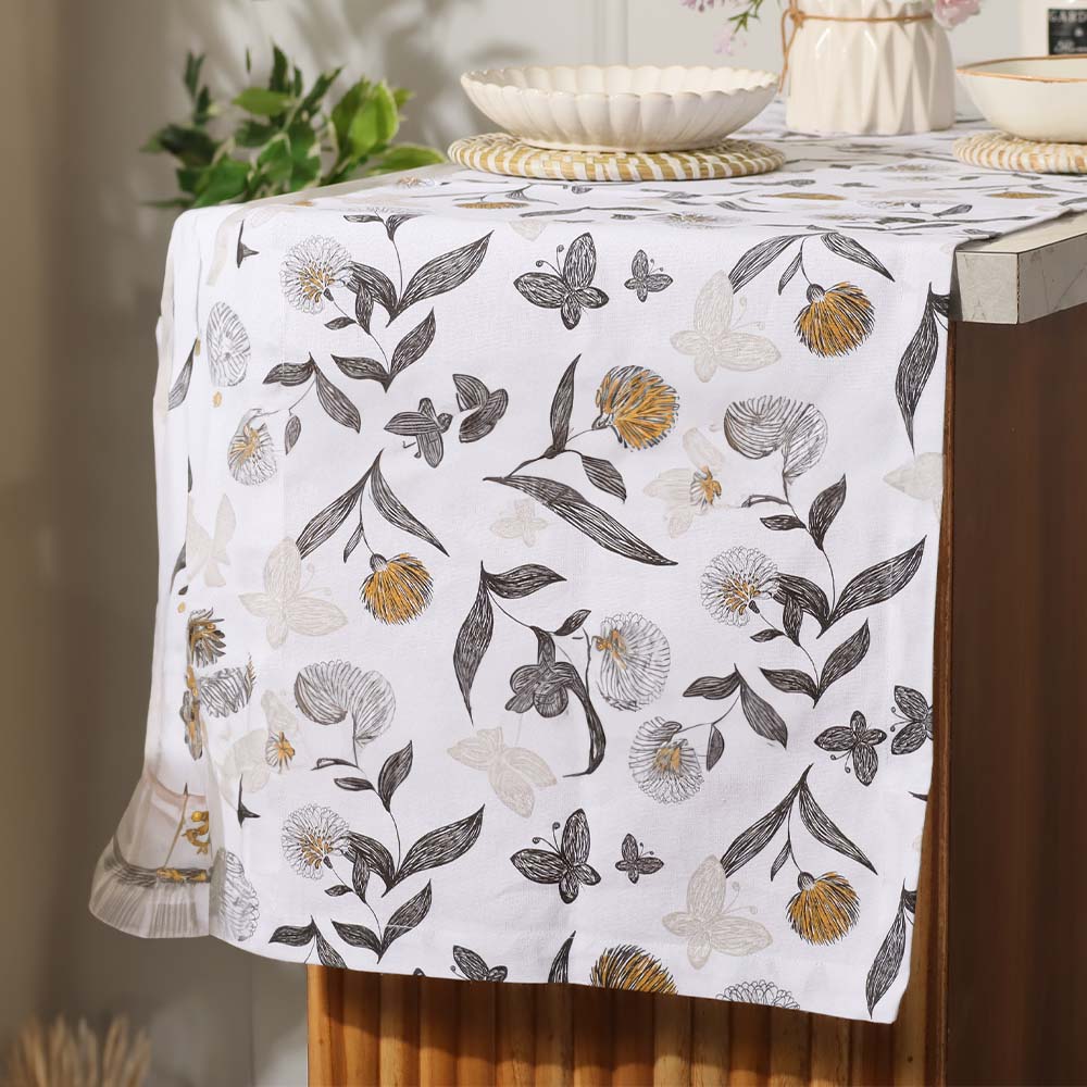 Dandelion Table Runner - White