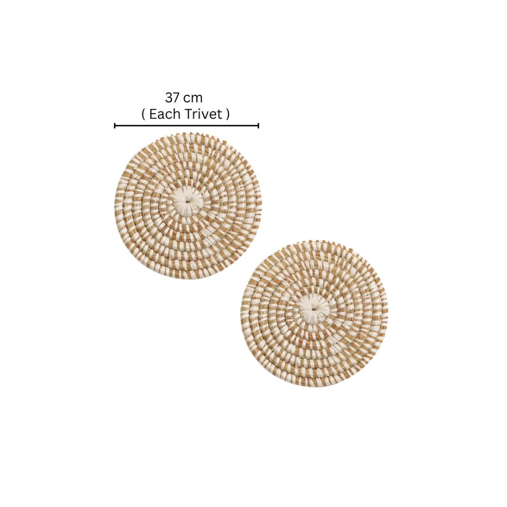 Elio Kaisa Round Trivets, Set of 2 - Natural