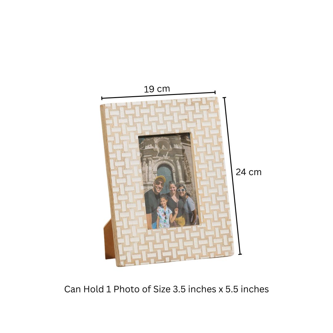 Relief Wooden Photo Frame Medium - Birch