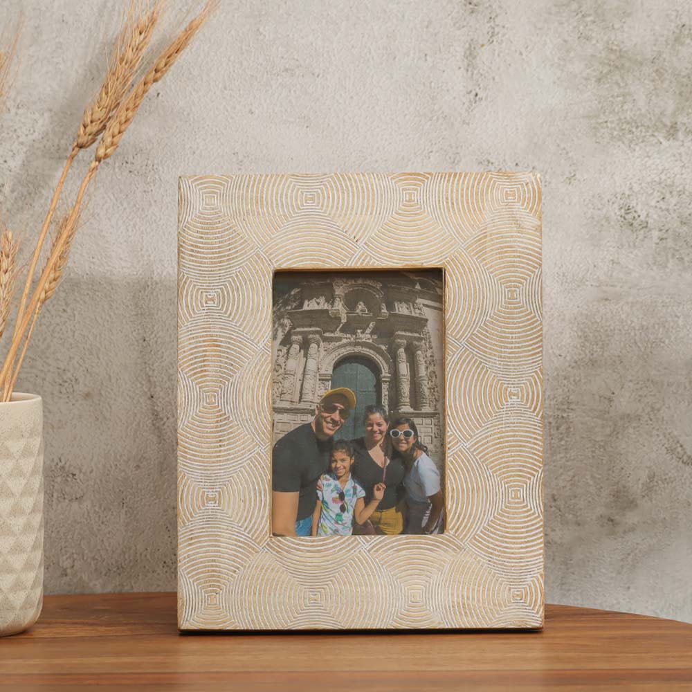 Echo Wooden Photo Frame Medium - Birch