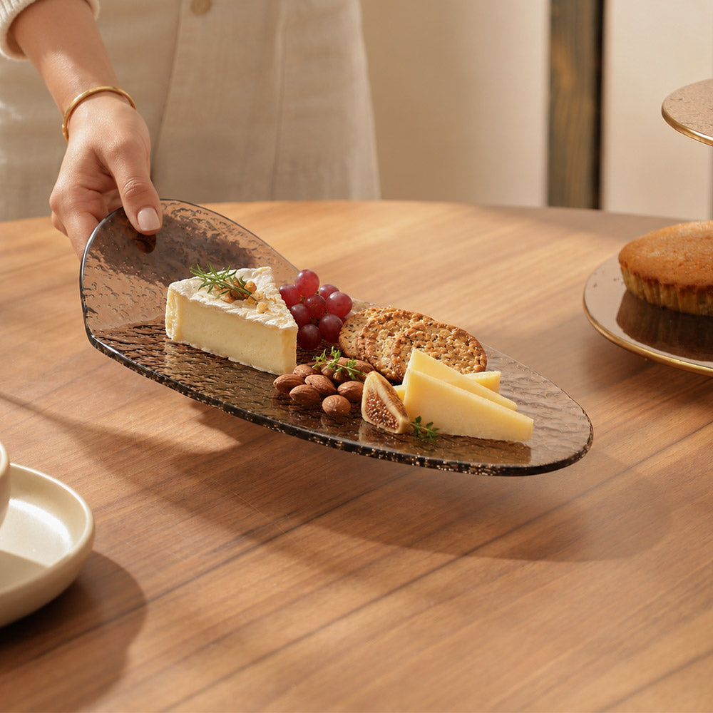 Eclat Serving Plate - Brown