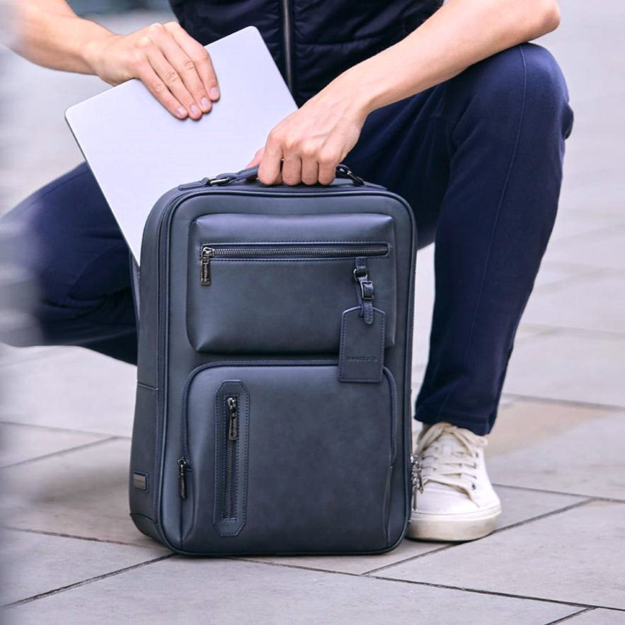 Explorer Light Backpack Plus - Navy