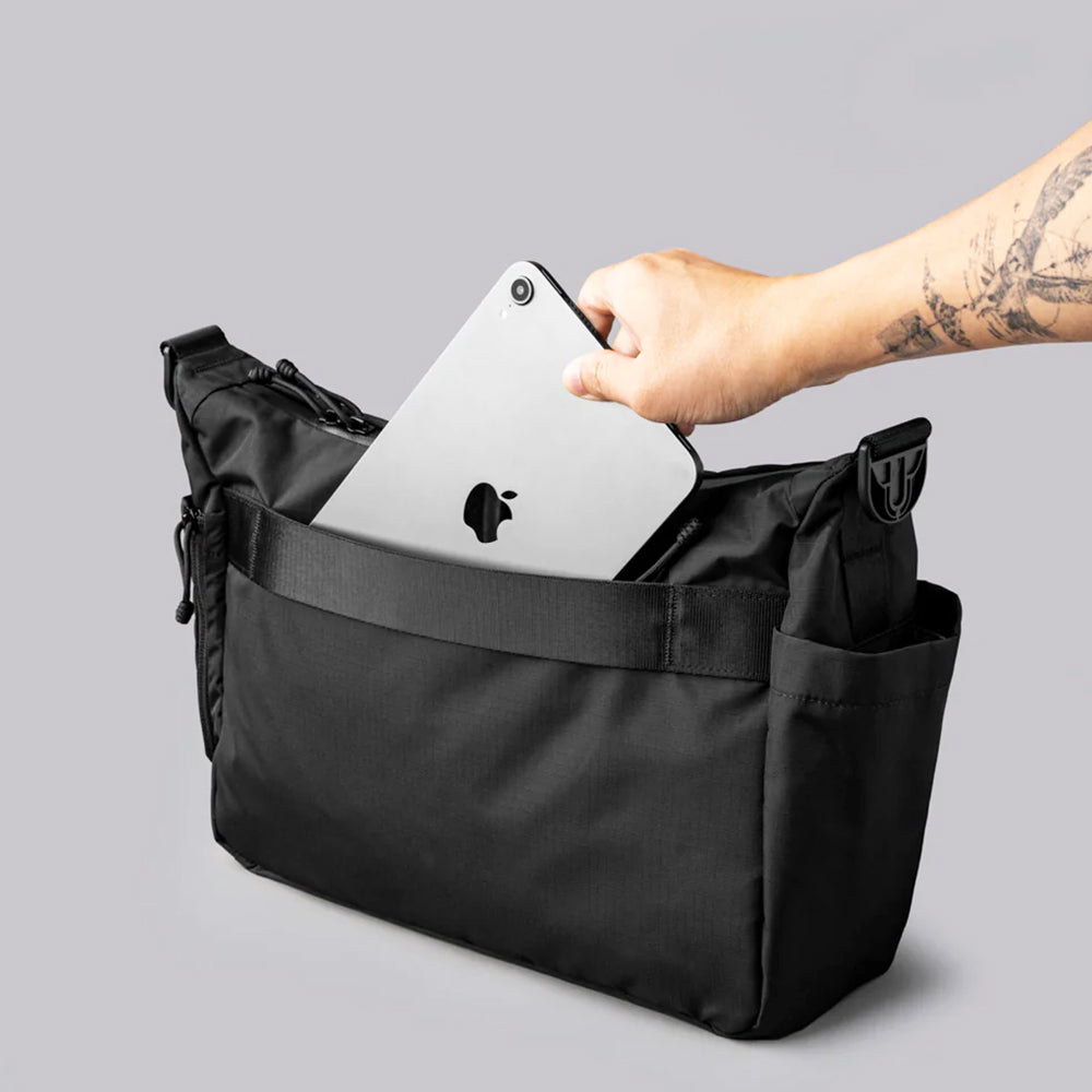 Flight Satchel - Axoflux Black