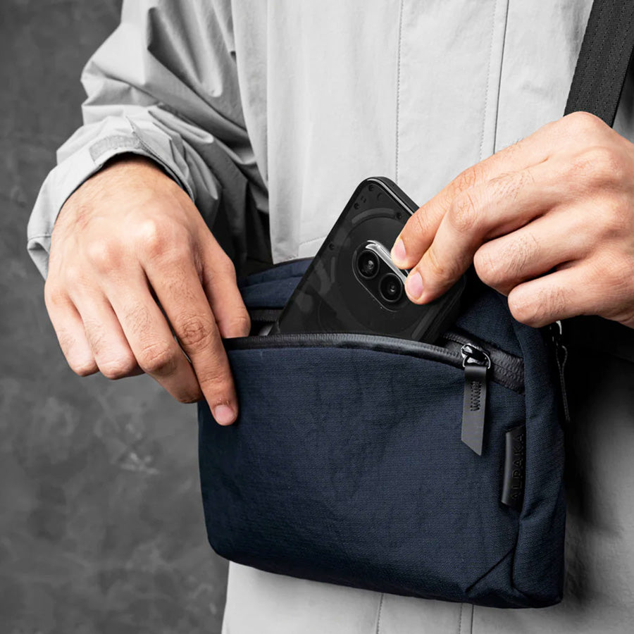 Flight Sling Bag 2L - Axoflux Moonlight Blue & Grey