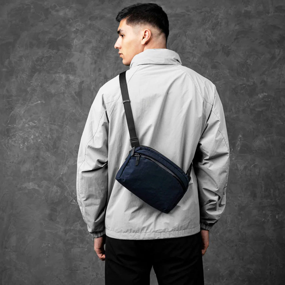 Flight Sling Bag 2L - Axoflux Moonlight Blue & Grey