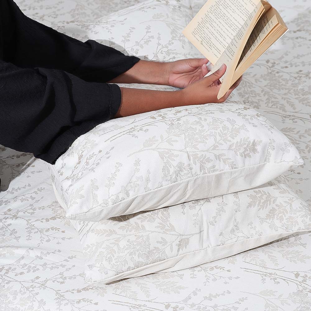 Floret Duvet Cover and Pillow Shams Set - Beige