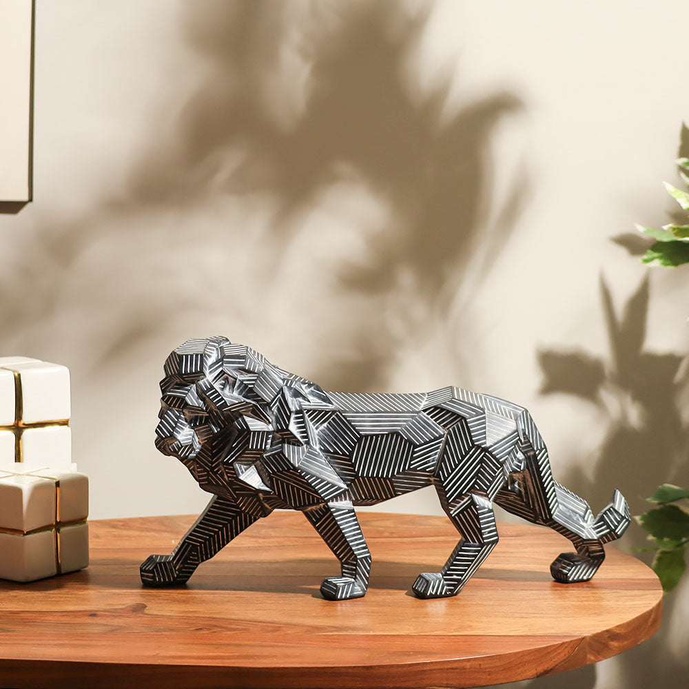 Fractal Lines Lion Sculpture - Black & White