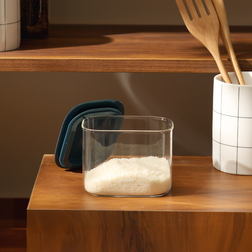 Fresh & Style Rectangular Glass Storage Box 600ml - Blue