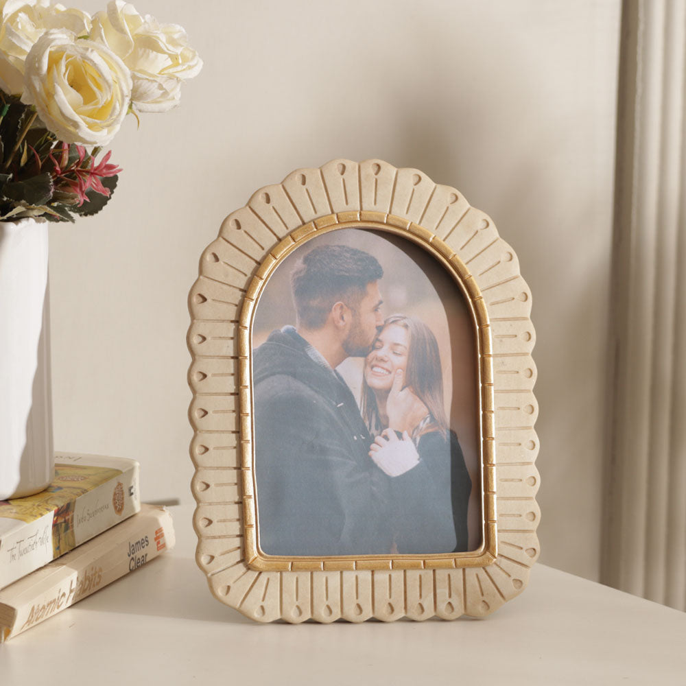 Enhabit Frieze Portrait Photo Frame Large - Ivory Gold