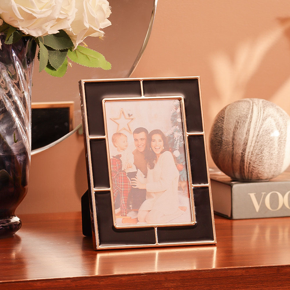 Gala Photo Frame Medium - Black Gold