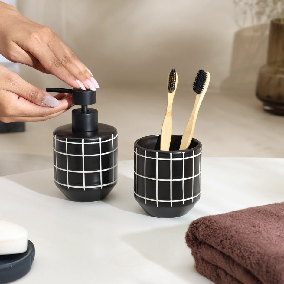 Grid 2-piece Ceramic Bathroom Set - Black White