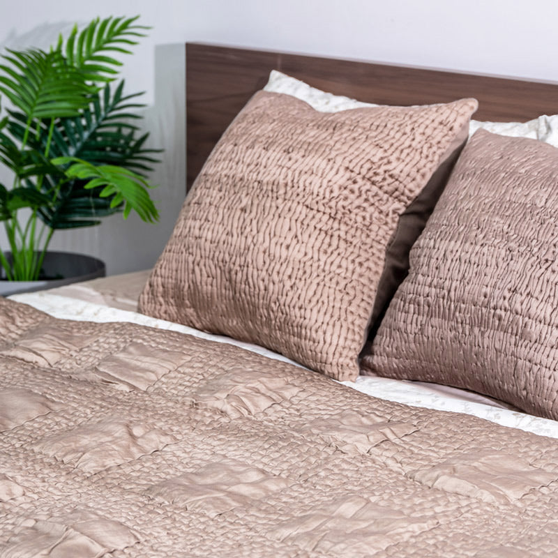 Grid Check Cotton Quilt  - Mocha