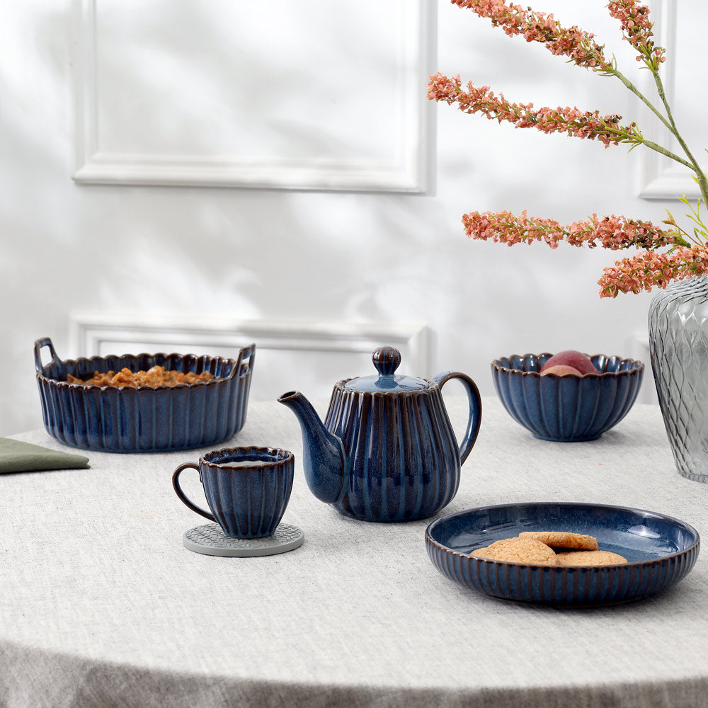 Cove Deep Quarter Plate - Teal Blue