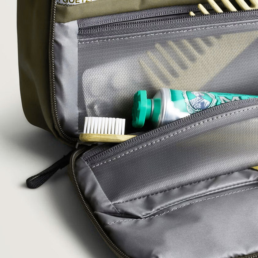 Hanging Toiletry Kit - Seakelp Green