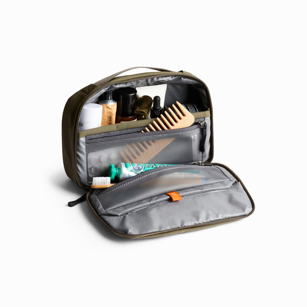 Hanging Toiletry Kit - Seakelp Green