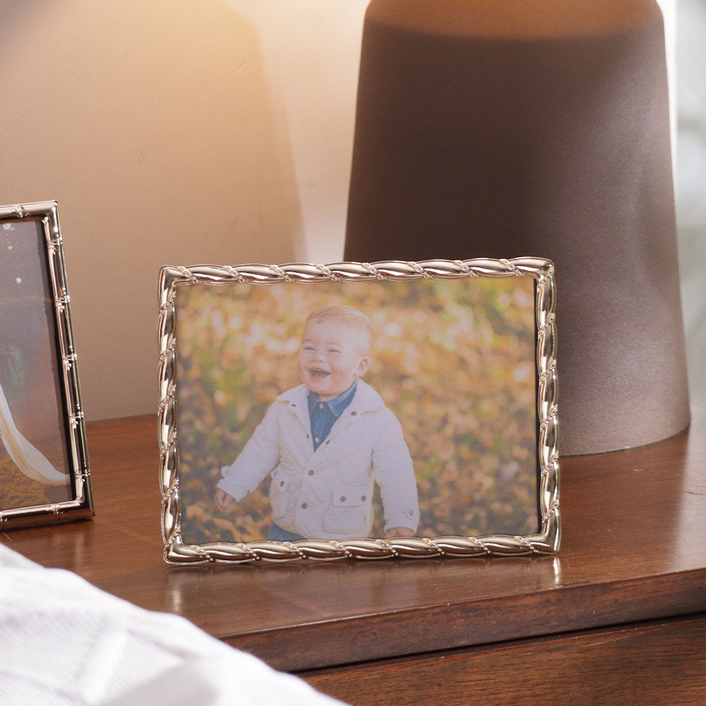 Helix Metal Photo Frame Large - Gold