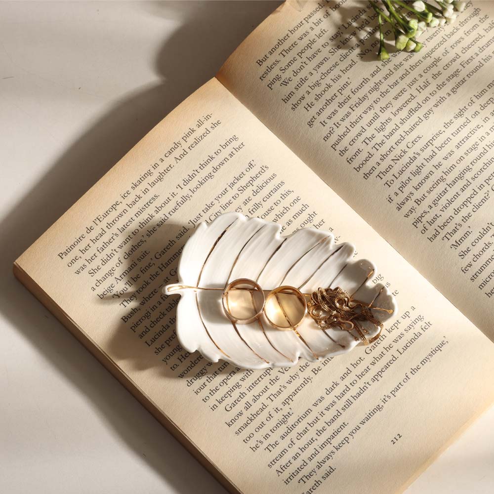 Holly Trinket Dish - Ivory