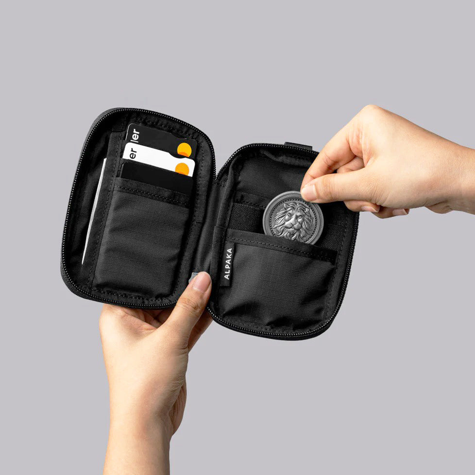新品未開封　DENKOSEKKA Pouch Alpaka Hub Pouch V2 - Axoflux Black