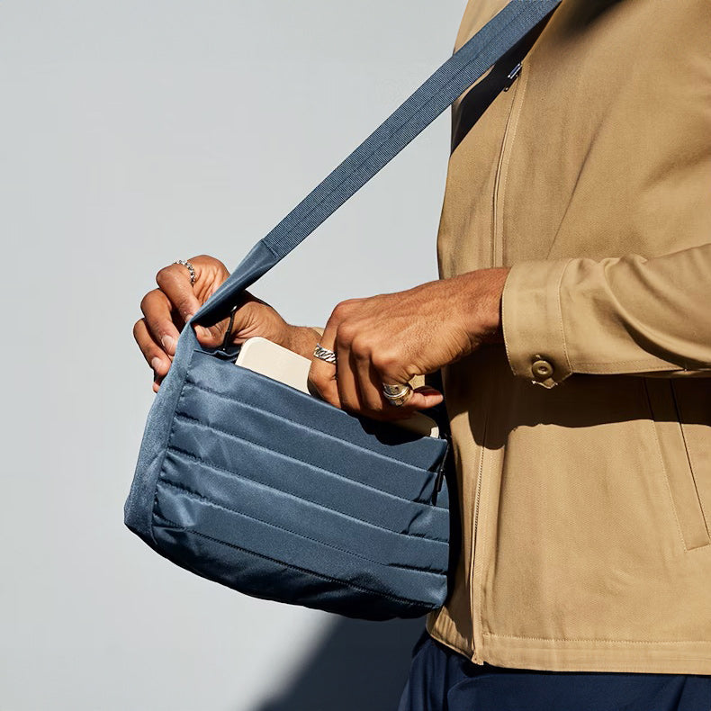 Bellroy Laneway Crescent Bag 7L - Blue Steel