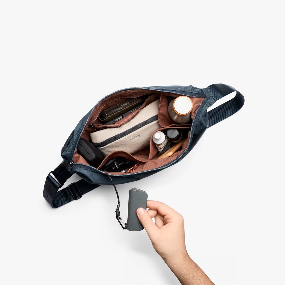 Bellroy Laneway Crescent Bag - Minimalistische 7L Dagelijkse Schoudertas Met Verstelbare Riem En Slimme Vakken
