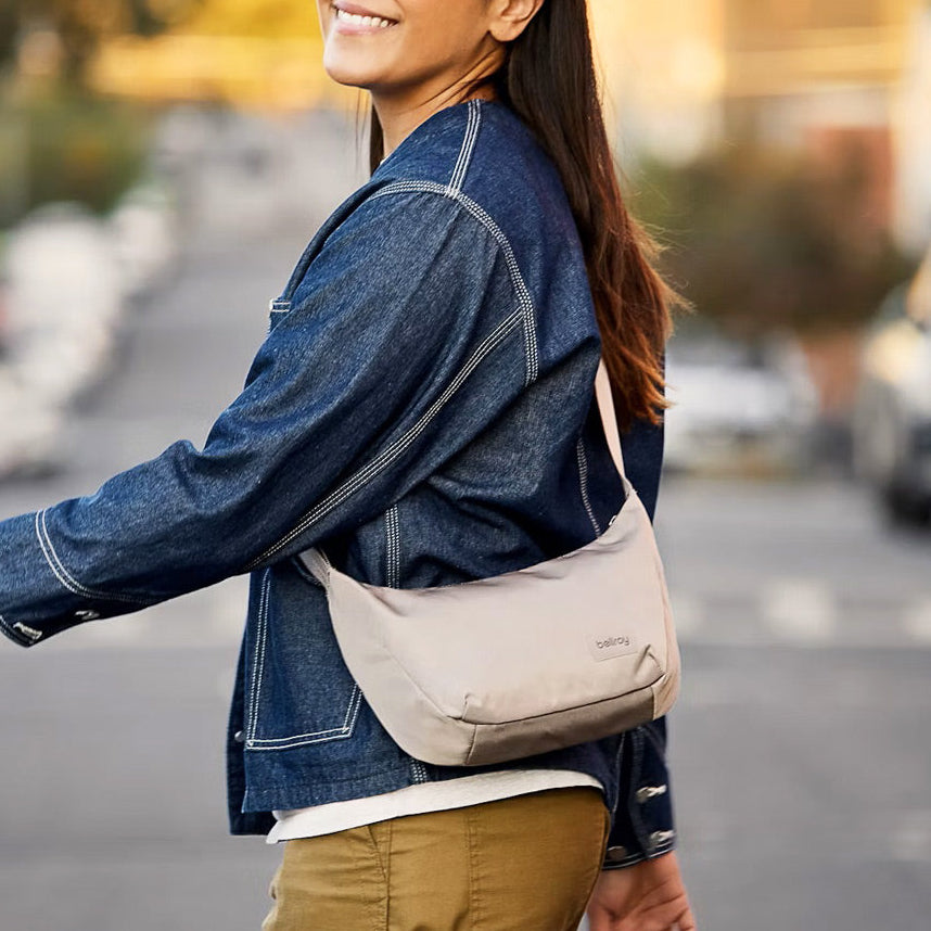 Laneway Crescent Bag 2.5L - Fawn