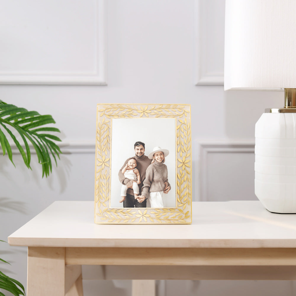 Laurel Photo Frame Large - Gold White