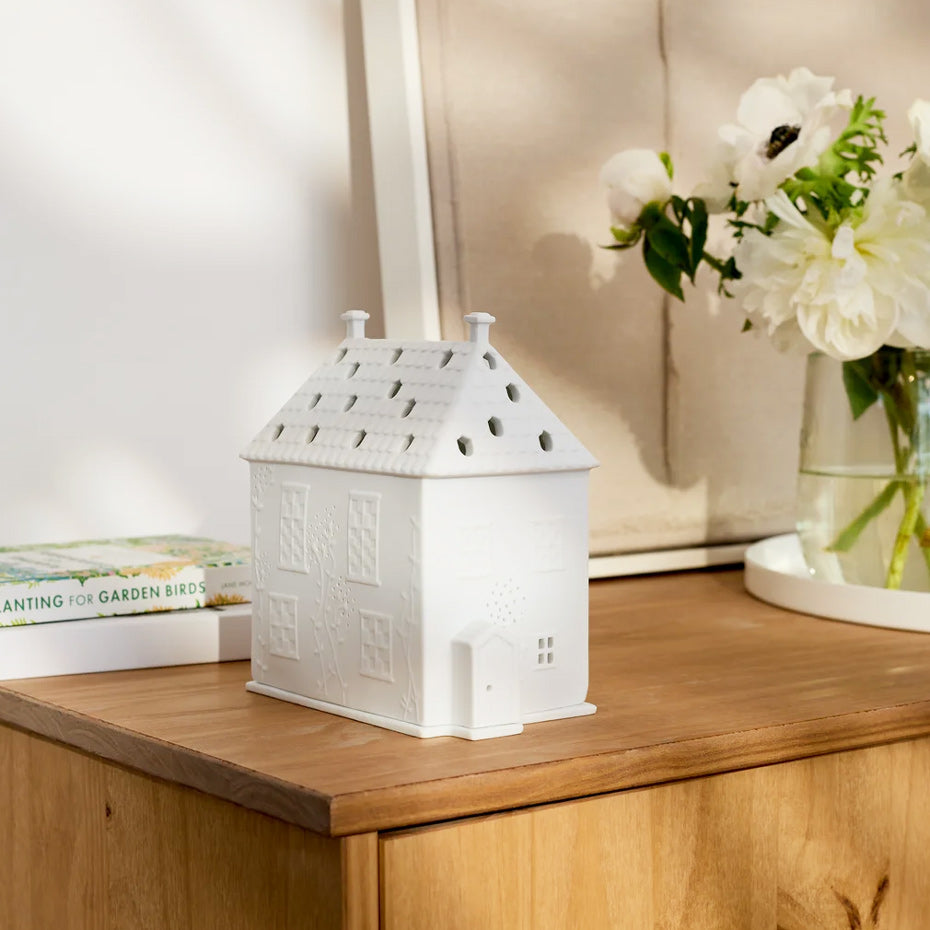 Cottage Tealight Holder & Sculpture Medium