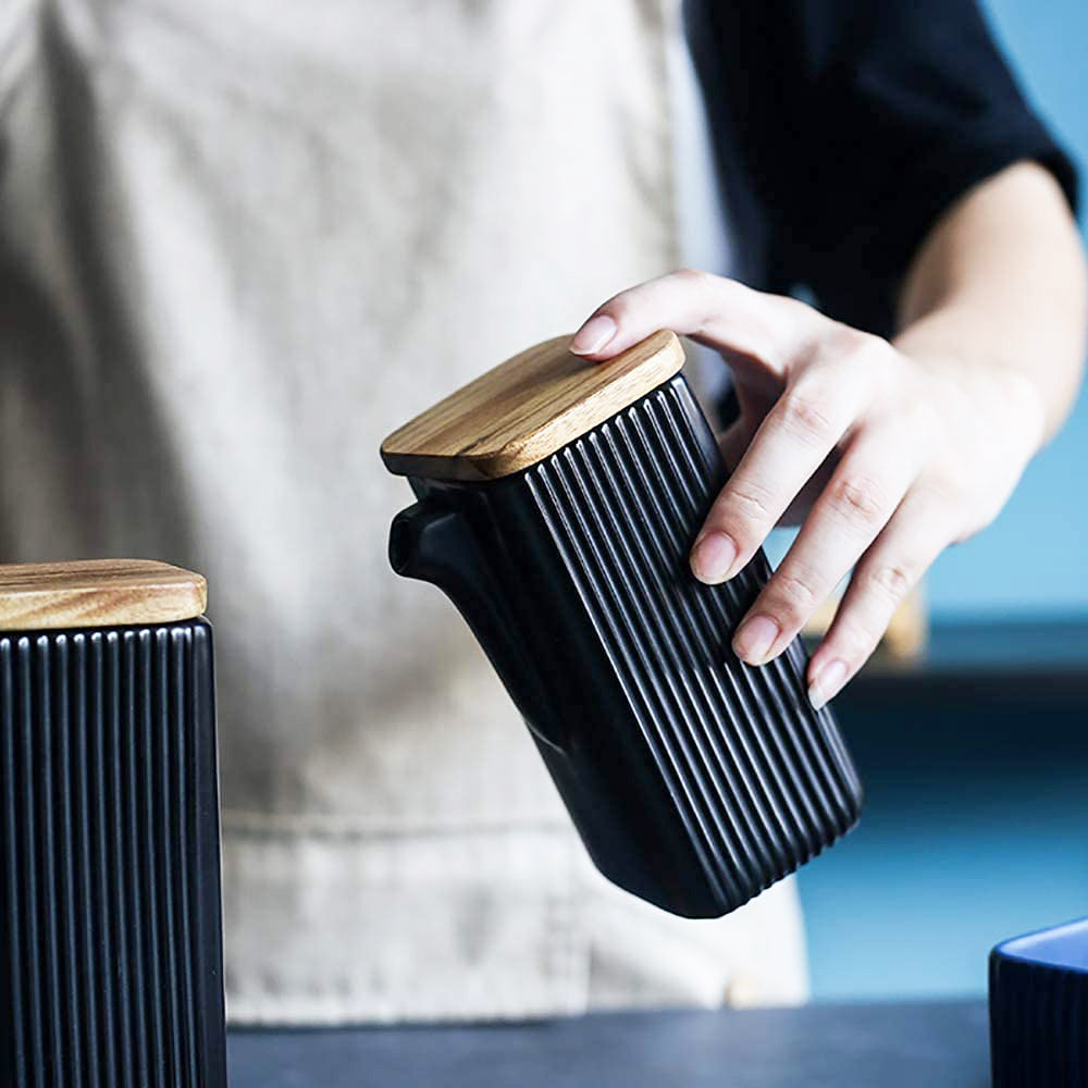 Lines Ceramic Oil & Vinegar Bottles with Tray - Black